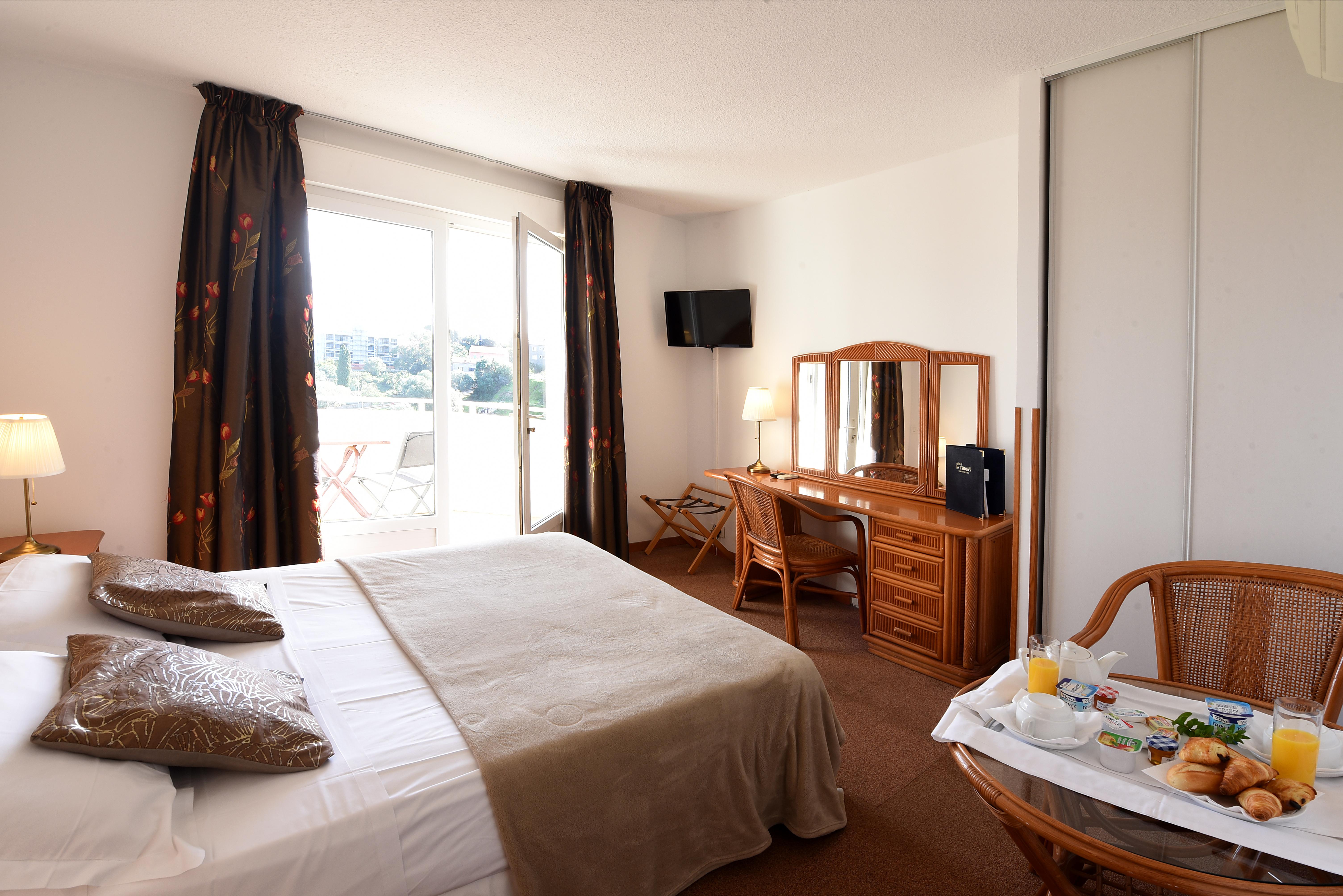 Hotel Le Tilbury Porto-Vecchio  Luaran gambar