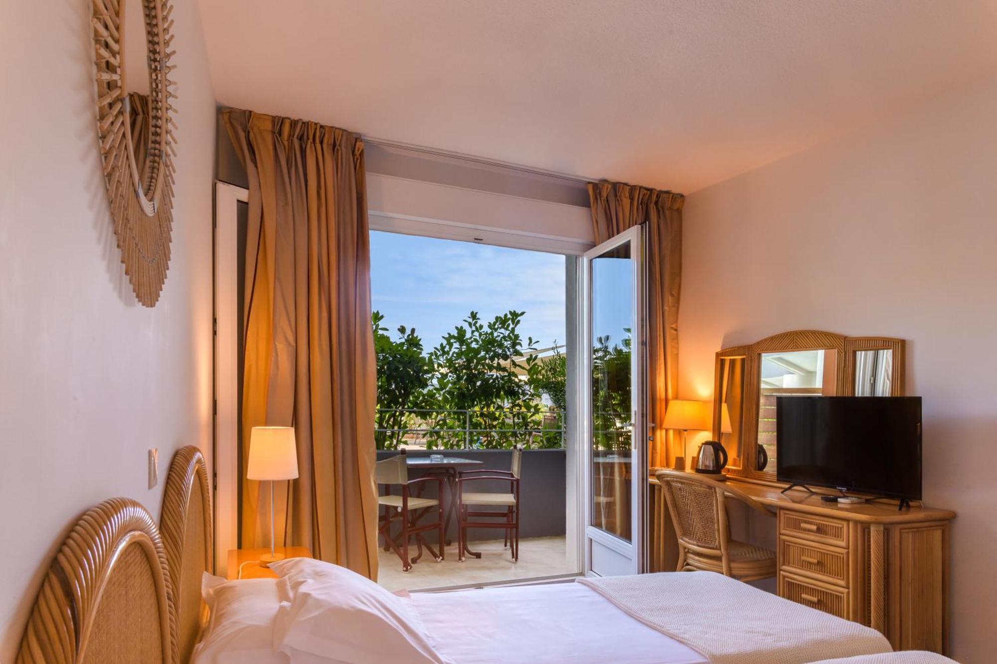 Hotel Le Tilbury Porto-Vecchio  Luaran gambar