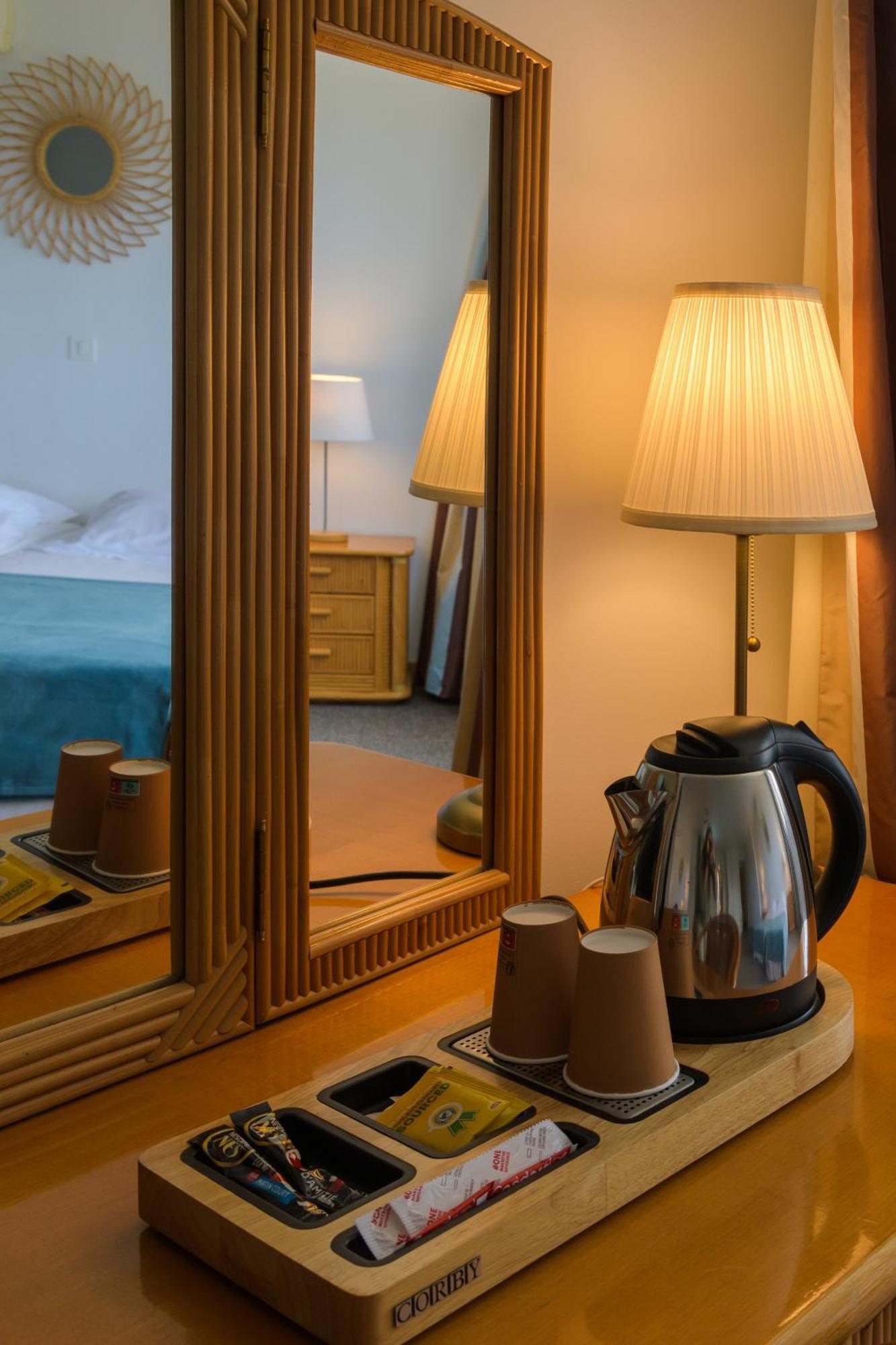 Hotel Le Tilbury Porto-Vecchio  Luaran gambar