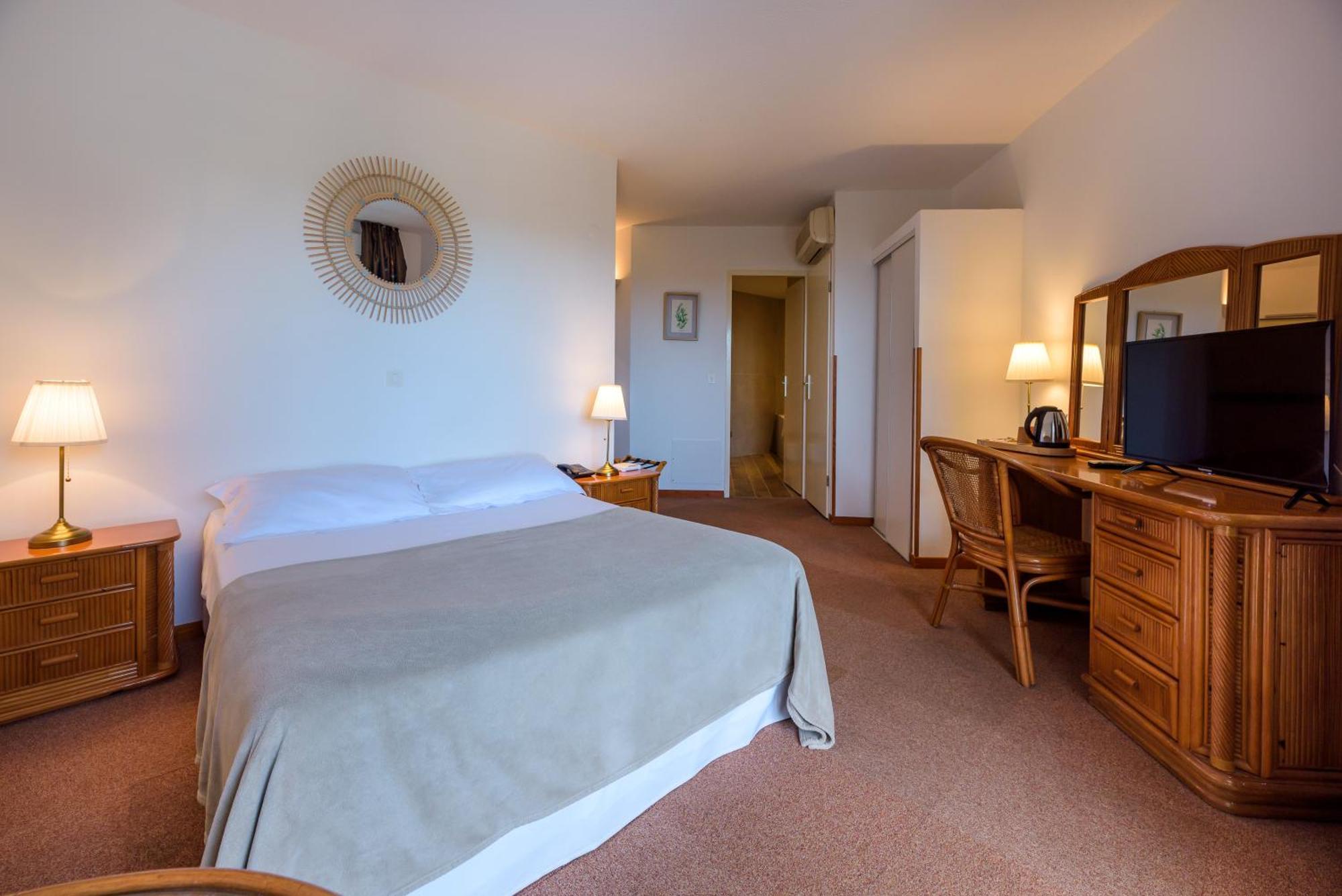 Hotel Le Tilbury Porto-Vecchio  Luaran gambar