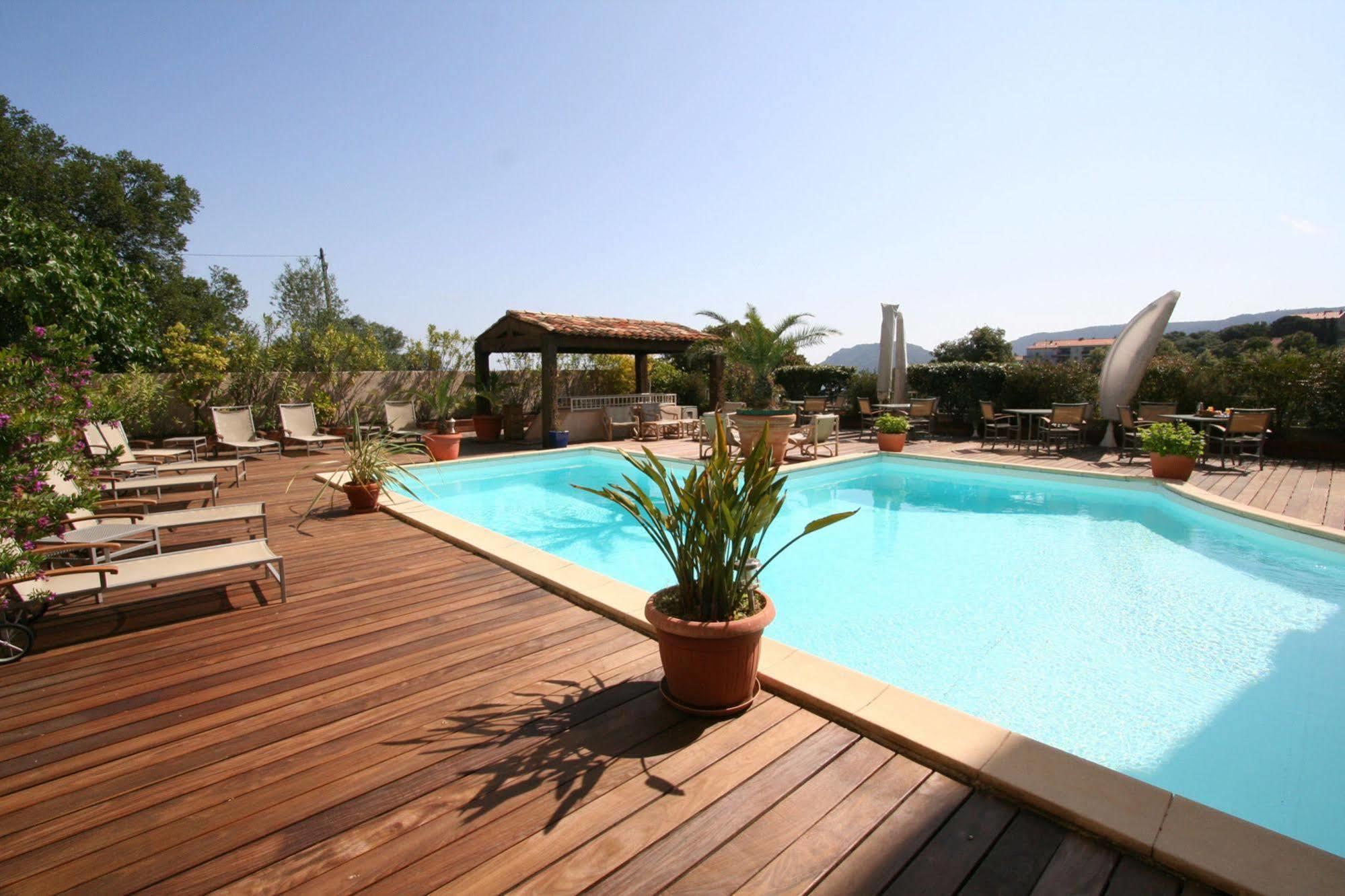 Hotel Le Tilbury Porto-Vecchio  Luaran gambar